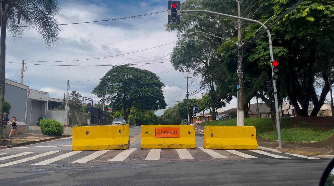 Moradores do Jardim Proença reclamam de restrições para obras do piscinão