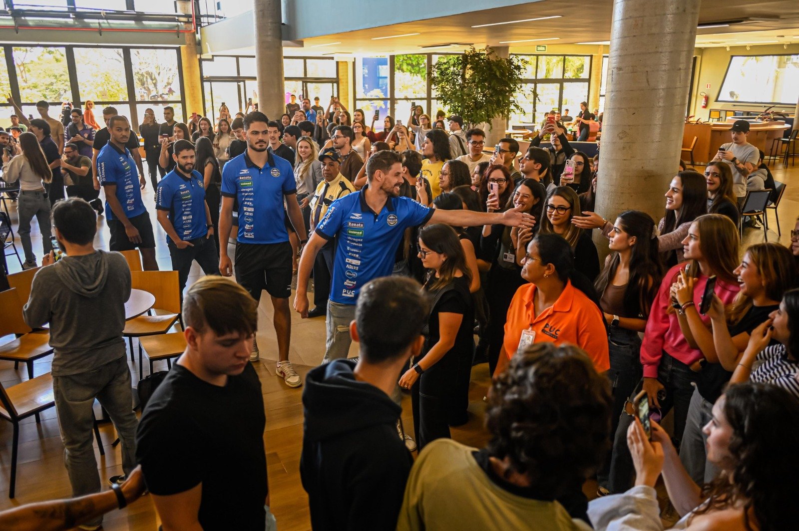 PUC – Campinas é a nova patrocinadora do vôlei Renata