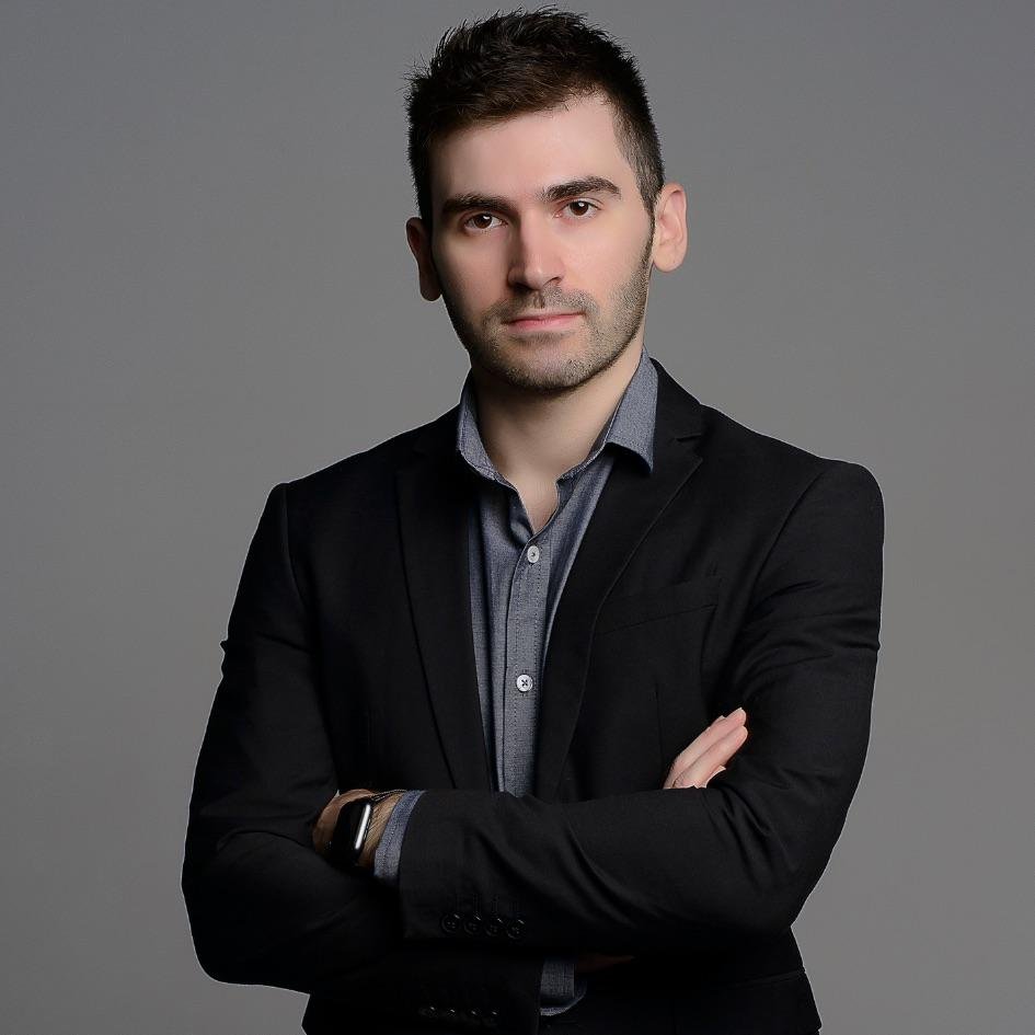 Redes Sociais e Trabalho: o que você posta fora do expediente pode te demitir  – Dr. Lucas Ustér