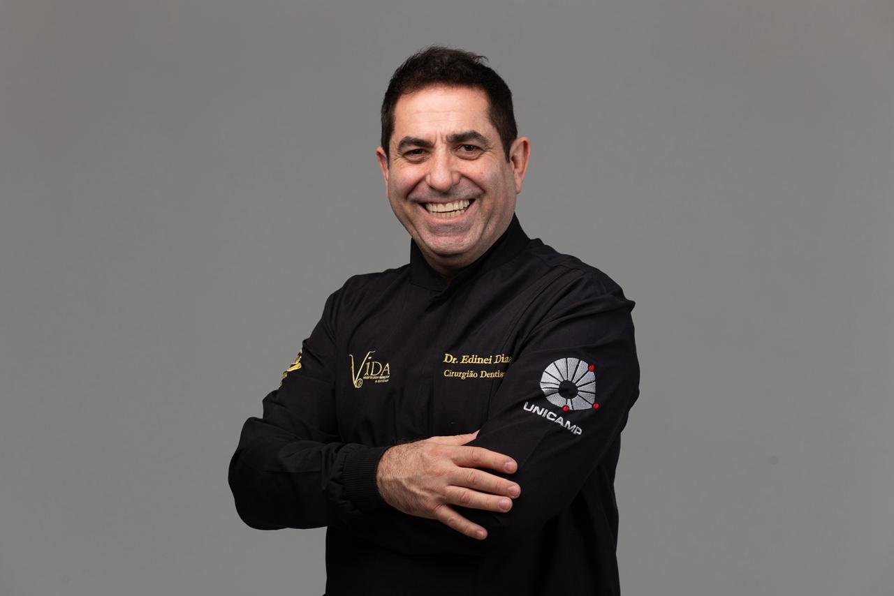 Sorriso de fim de ano – Dr Edinei Dias da Silva