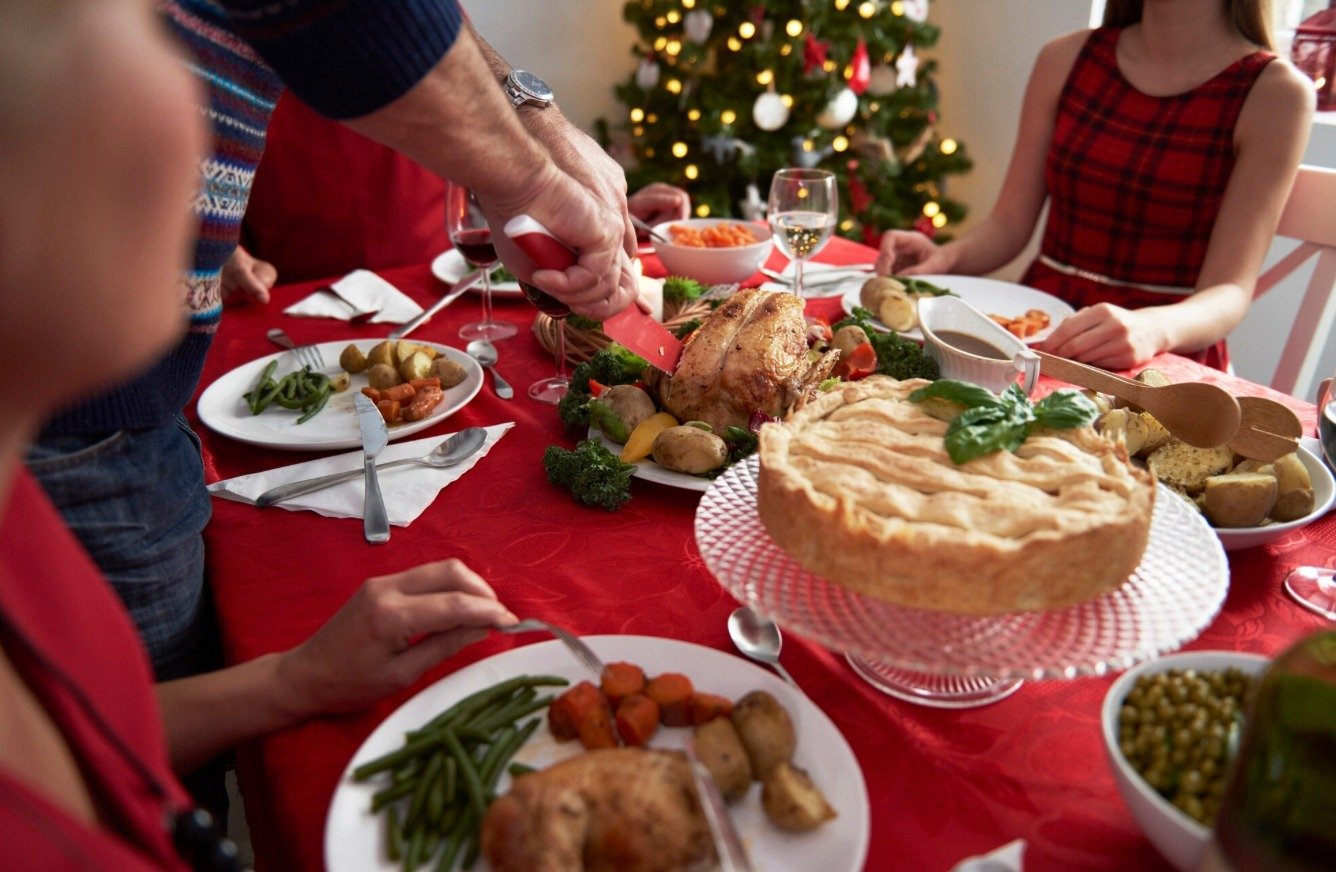 Cuidados com os alimentos no Natal evitam intoxicações e garantem uma ceia segura –  Paula Eloize