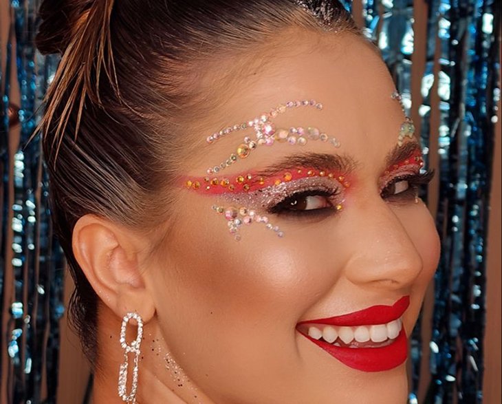 Glitter no Carnaval – Andressa Vitória Tonete