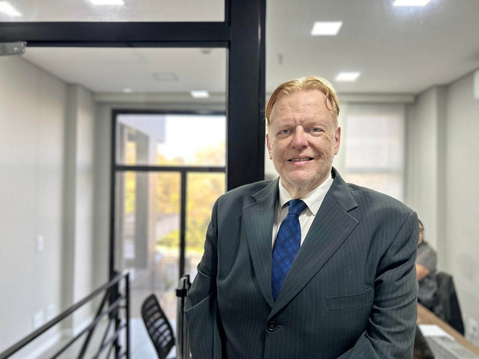 Mês das Mulheres: atualização da Lei Maria da Penha garante afastamento de até 6 meses pelo INSS – Júlio Ballerini