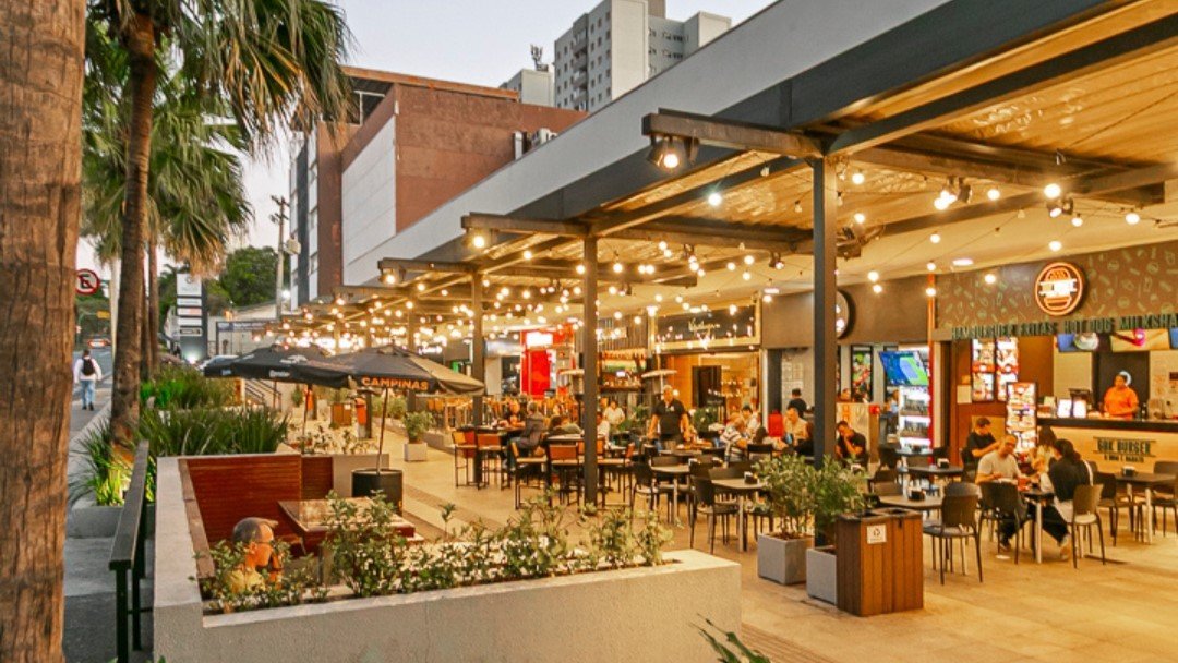 Shopping Prado Boulevard promove Sábado Divertido com competição de pelúcias, teatrinho infantil e espaço nostálgico – Aline Leal