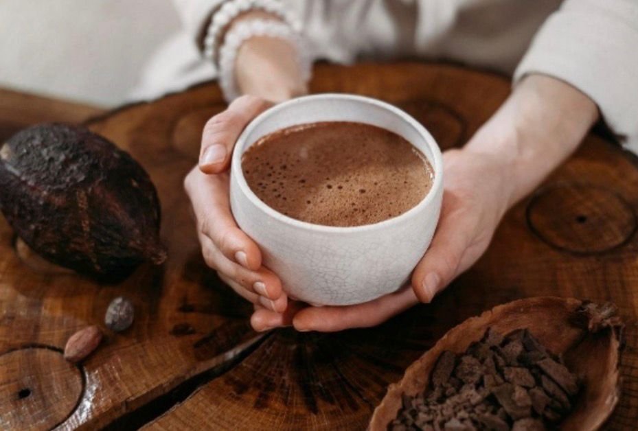 Chocolate Quente Nutritivo com Chia, Cacau e Canela (imunidade + conforto)