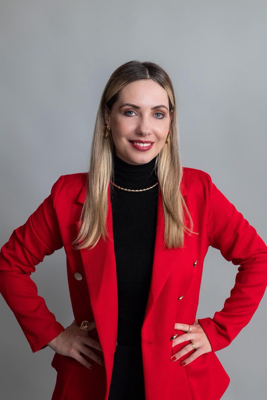 – O que é imagem pessoal e por que ela é tão importante nos dias de hoje? Michele Campos – Empresária Dechele Joias e Estrategista de Imagem Pessoal