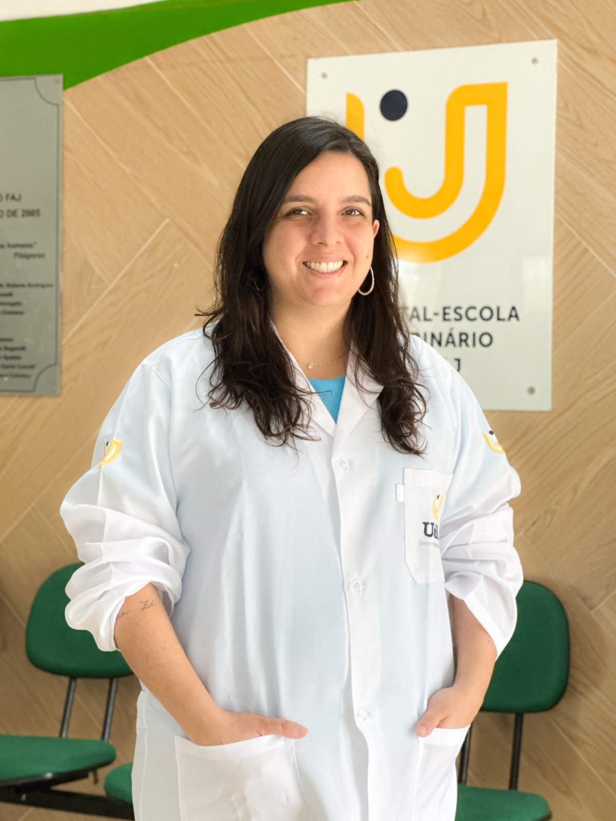 O que realmente é mito e verdade sobre os cuidados com os pets no inverno? Dra. Aline Ambrogi, docente do curso de Medicina Veterinária da UniFAJ