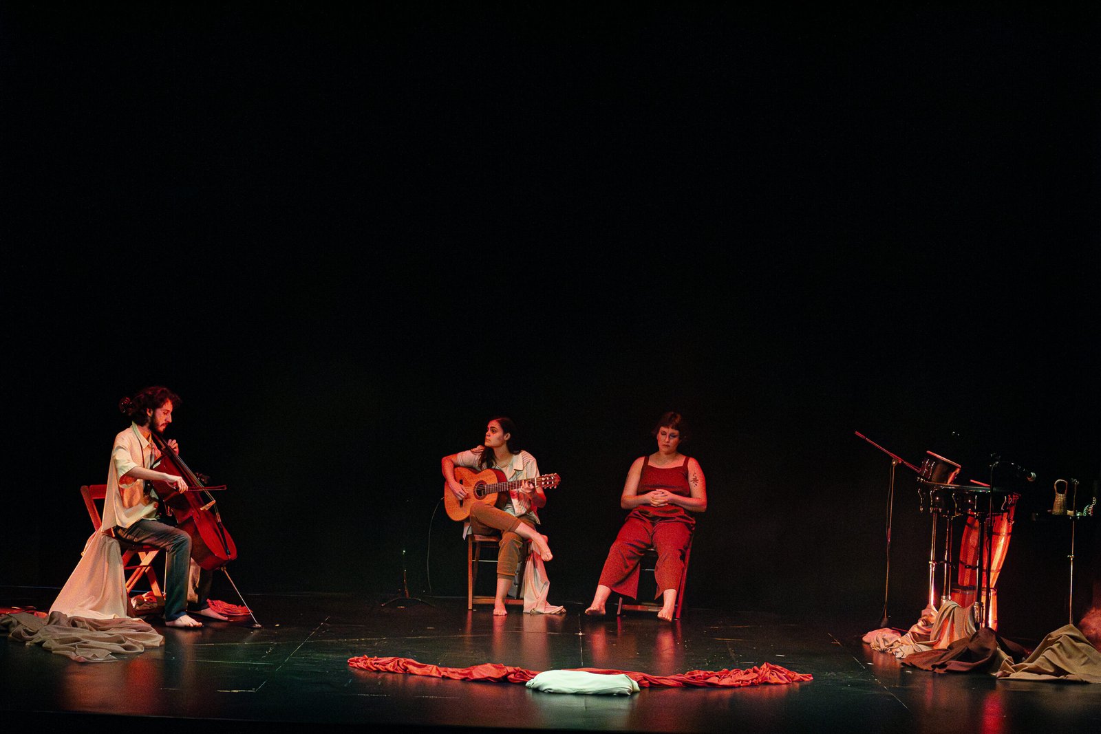 Parques de Campinas recebem o espetáculo gratuito de dança Sussurros da Terra