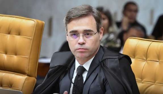 STF tira sigilo de processo sobre pagamentos de ex-banqueiro na véspera de sessão decisiva