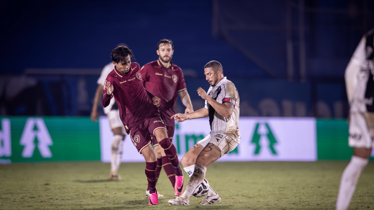 Ponte Preta é goleada pelo Londrina por 6 a 0 e amarga jejum de 22 jogos na Série B
