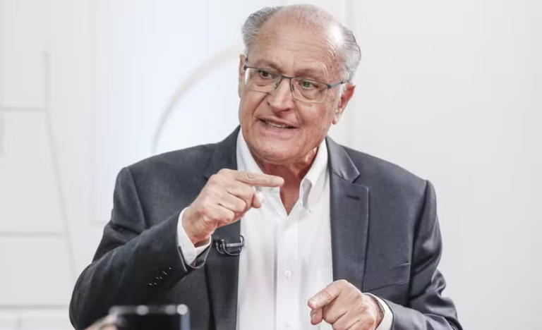 Vice-presidente Geraldo Alckmin participa de ato com trabalhadores no Sindicato dos Metalúrgicos de Campinas