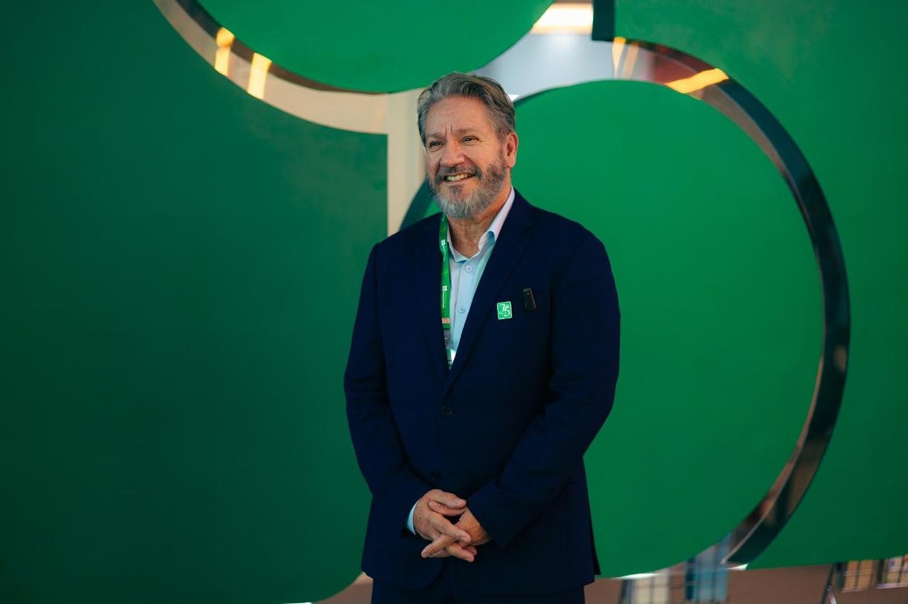 Conscientização de Artrite Reumatoide –  Dr. Valderílio Feijó Azevedo – reumatologista e presidente da Sociedade Brasileira de Reumatologia